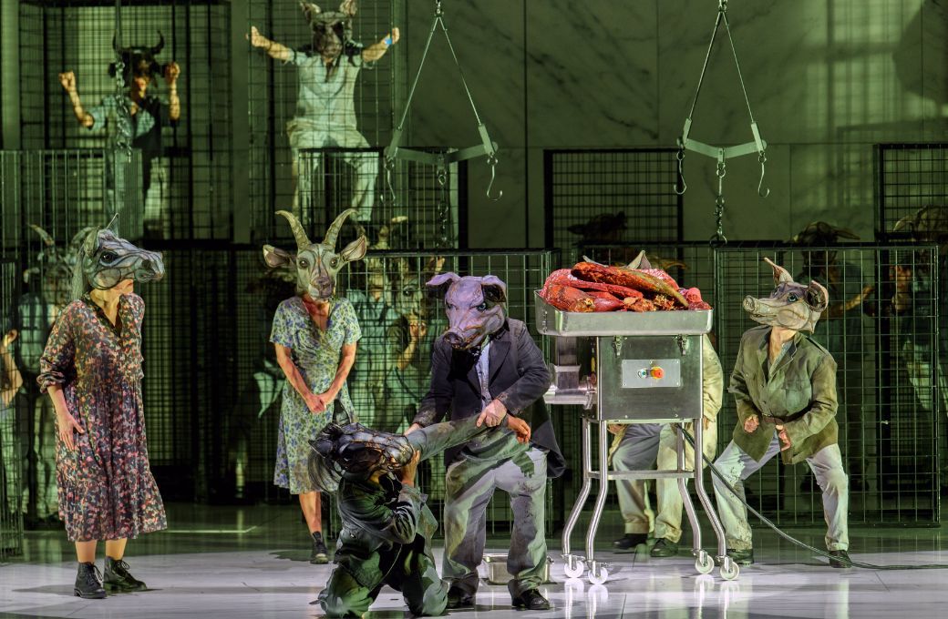 <i>Animal Farm</i> &copy; Ruth Waltz | Dutch National Opera