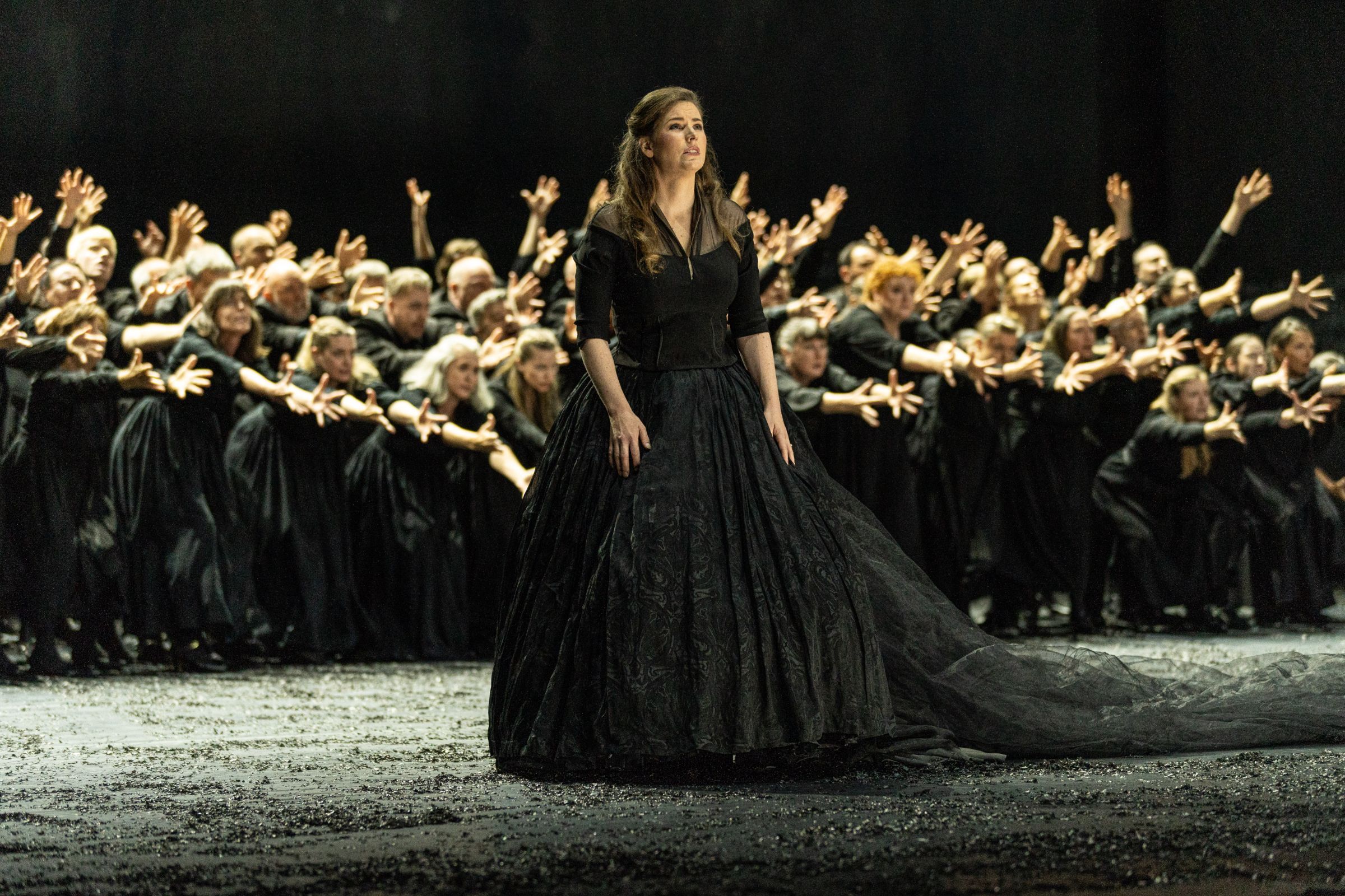 Eleanor Lyons, Ballett Zürich and the Adelaide Festival Chorus &copy; Andrew Beveridge