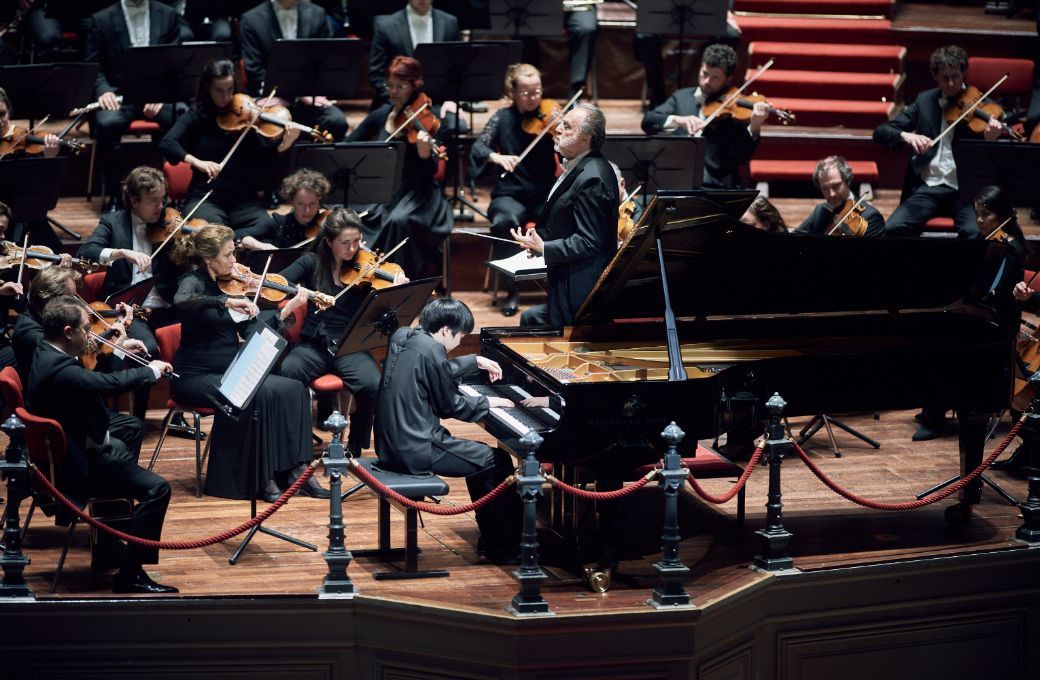 Mao Fujita, Riccard Chailly and the Royal Concertgebouw Orchestra &copy; Eduardus Lee