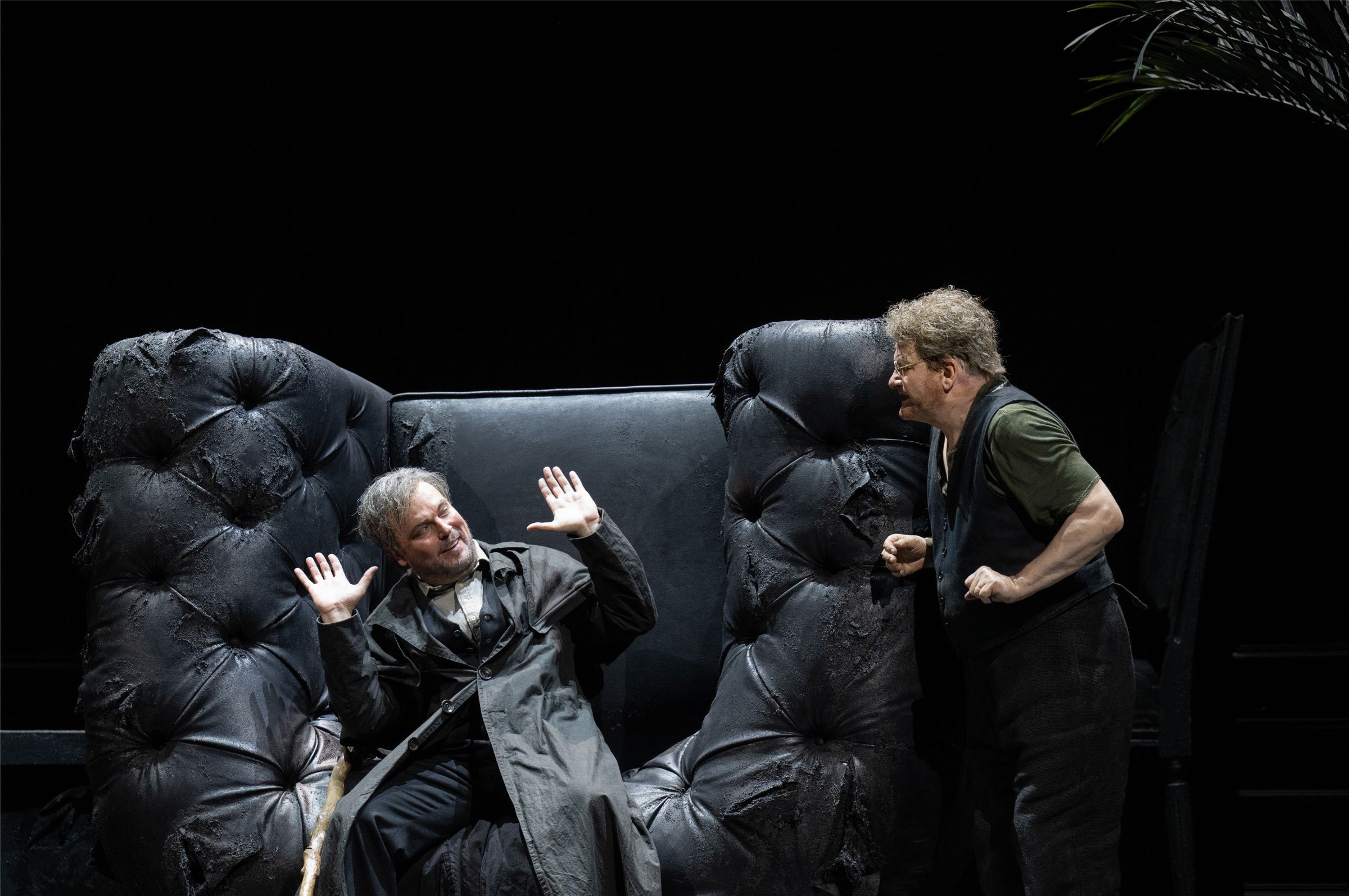 Tomasz Konieczny (Der Wanderer) und Wolfgang Ablinger-Sperrhacke (Mime) &copy; Monika Rittershaus