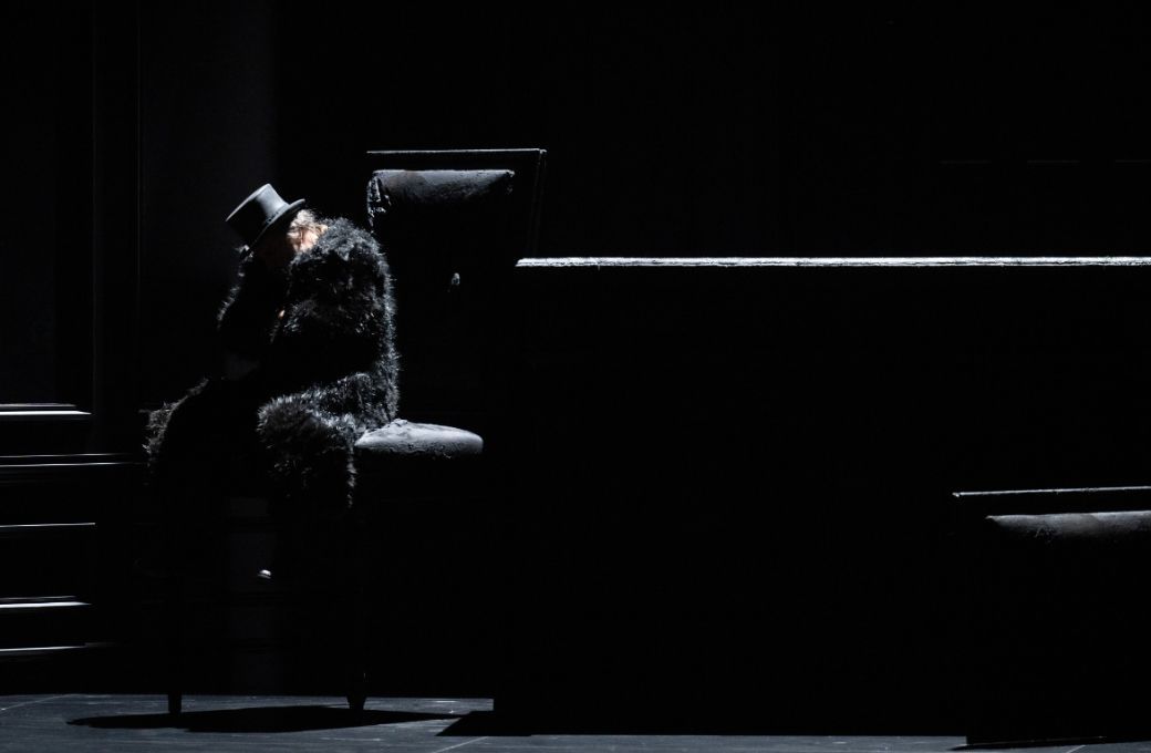 Christopher Purves (Alberich) &copy; Monika Rittershaus