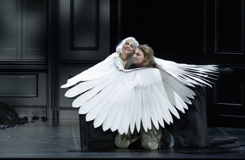 Rebeca Olvera (Waldvogel) und Klaus Florian Vogt (Siegfried) &copy; Monika Rittershaus
