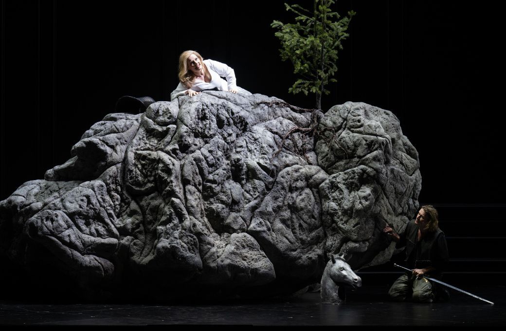 Camilla Nylund (Br&uuml;nnhilde) und Klaus Florian Vogt (Siegfried) &copy; Monika Rittershaus