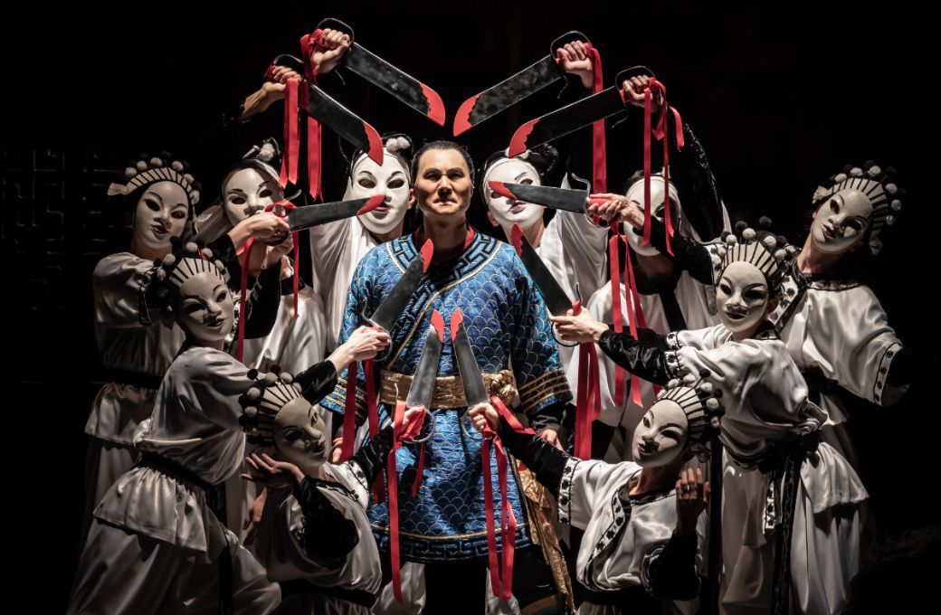 Yonghoon Lee (Calaf) and ensemble &copy; ROH | Marc Brenner