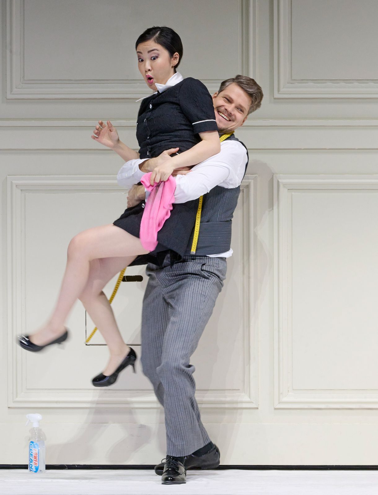 Ying Fang (Susanna) and Peter Kellner (Figaro) &copy; Wiener Staatsoper | Michael Pöhn
