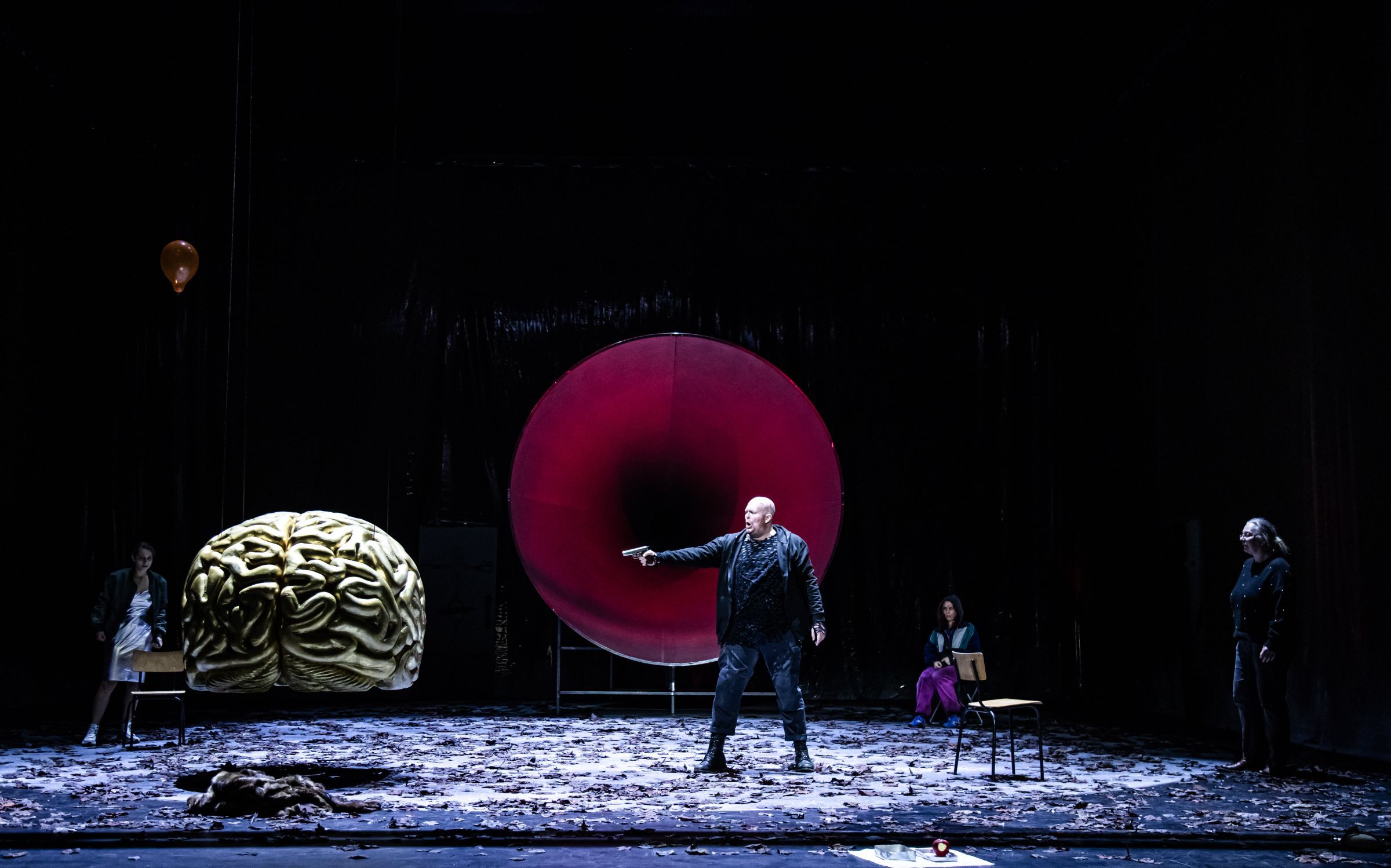 Patrick Cook (Siegfried) &copy; Annemone Taake