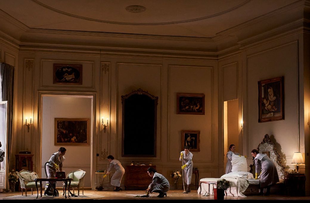 Las siete solistas en la escena final de <i>7 Deaths of Maria Callas</i> &copy; David Ruano | Gran Teatre del Liceu