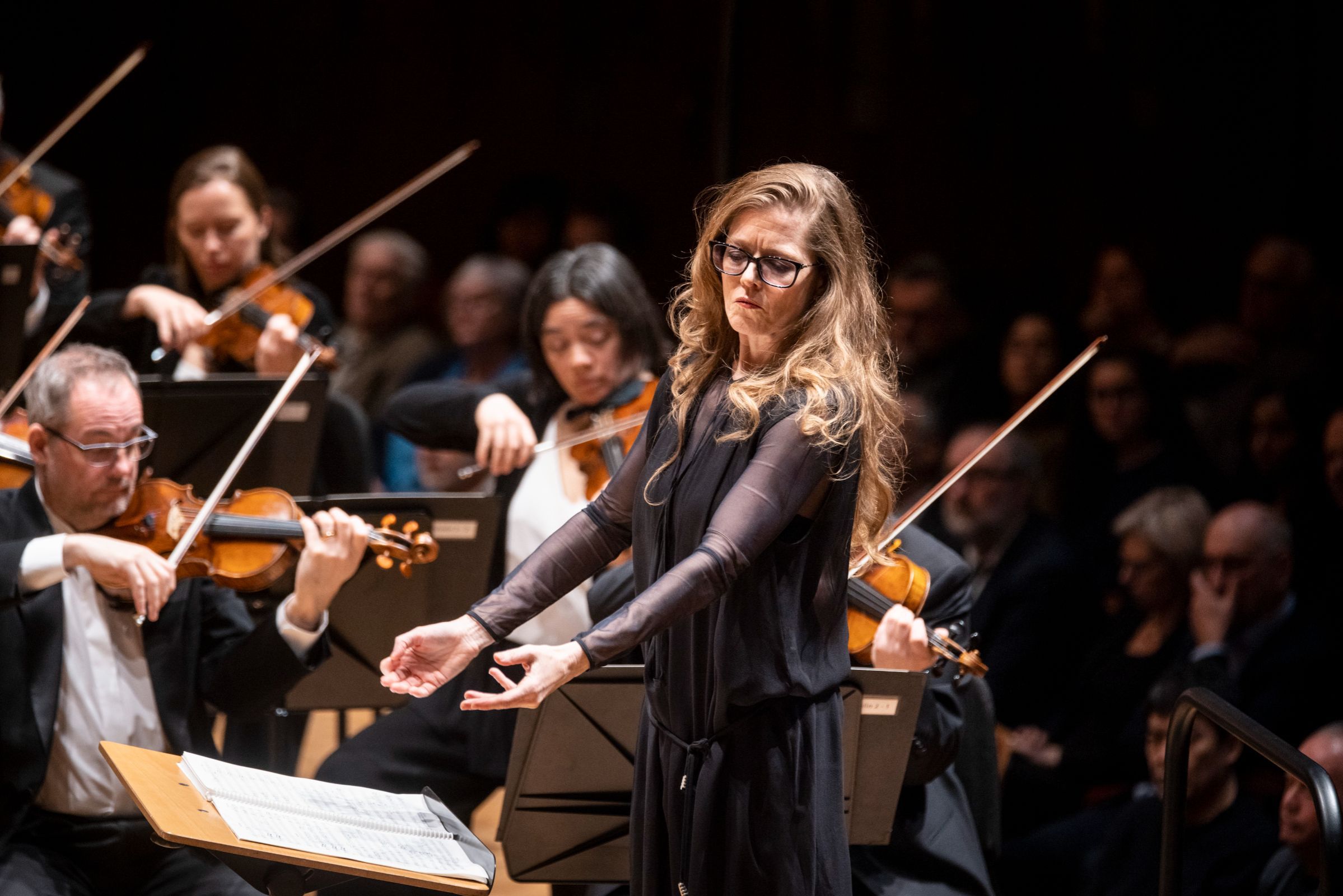 Barbara Hannigan dirige le LSO à Bozar &copy; Björn Comhaire