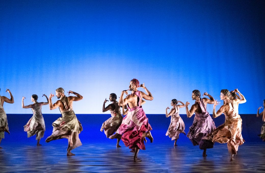 Seeta Patel Dance in <i>The Rite of Spring</i> © Foteini Christofilopoulou