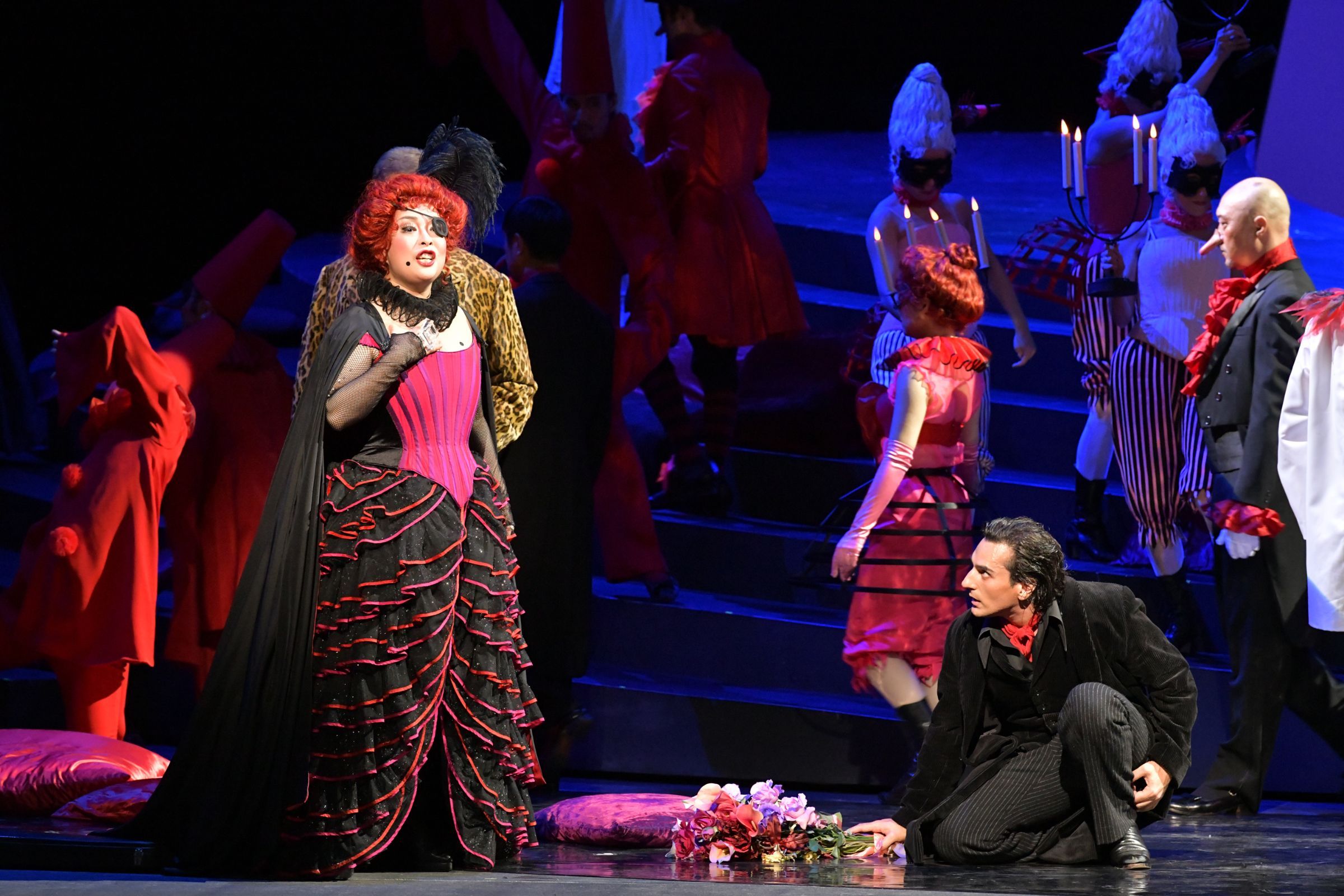 Chikako Ohsumi (Giulietta) and Leonardo Capalbo (Hoffmann) &copy; Masahiko Terashi