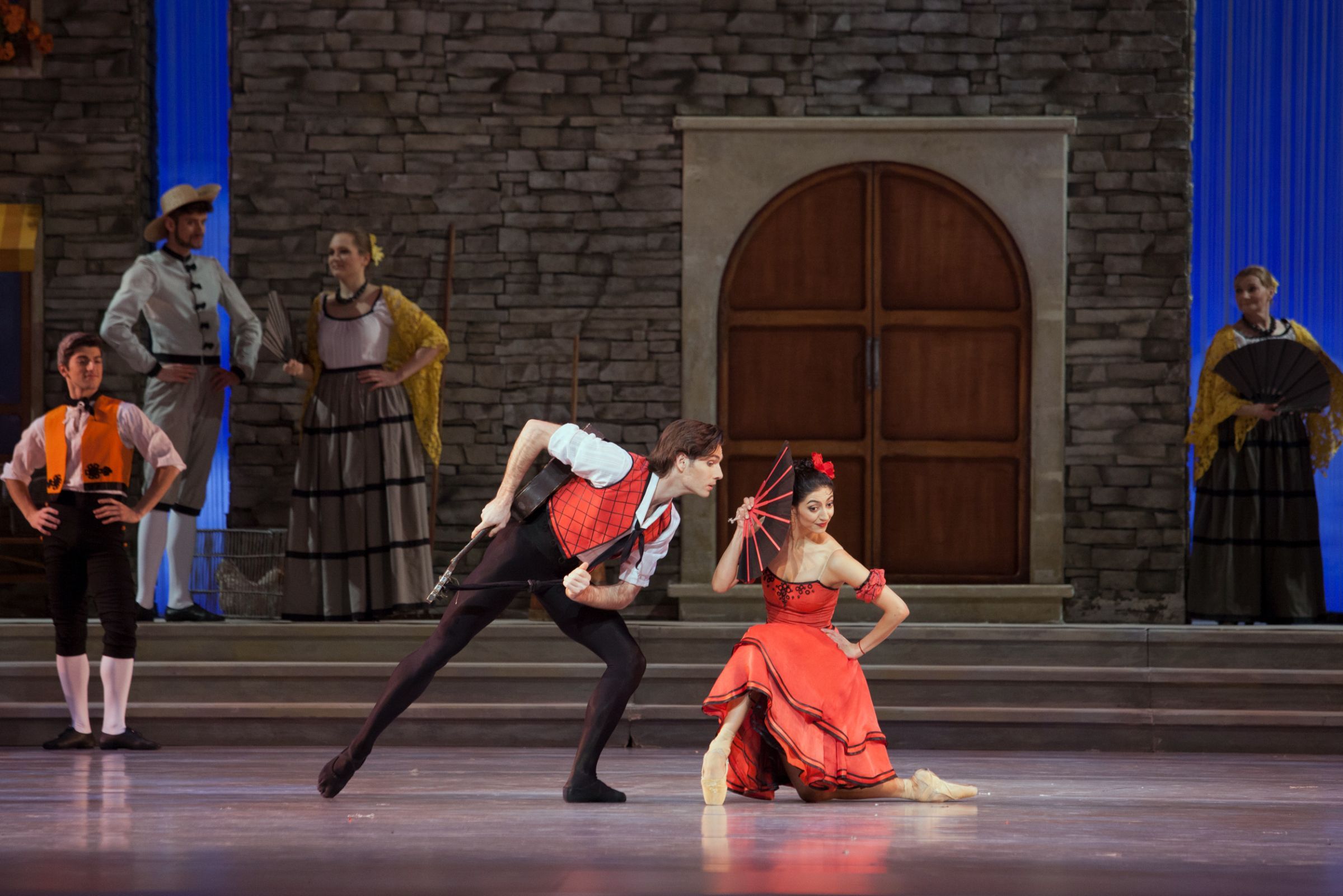Chinara Alizade and Vladimir Yaroshenko in <i>Don Quixote</i> © Ewa Krasucka