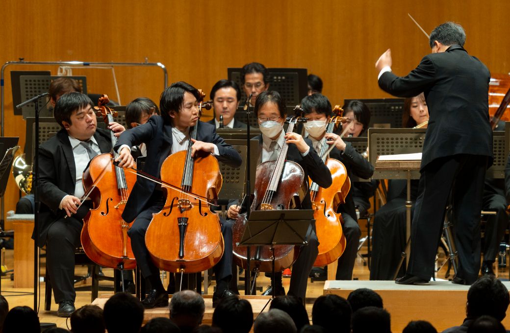 Haruma Sato, Ken Takaseki and the Tokyo City Philharmonic Orchestra &copy; K Miura