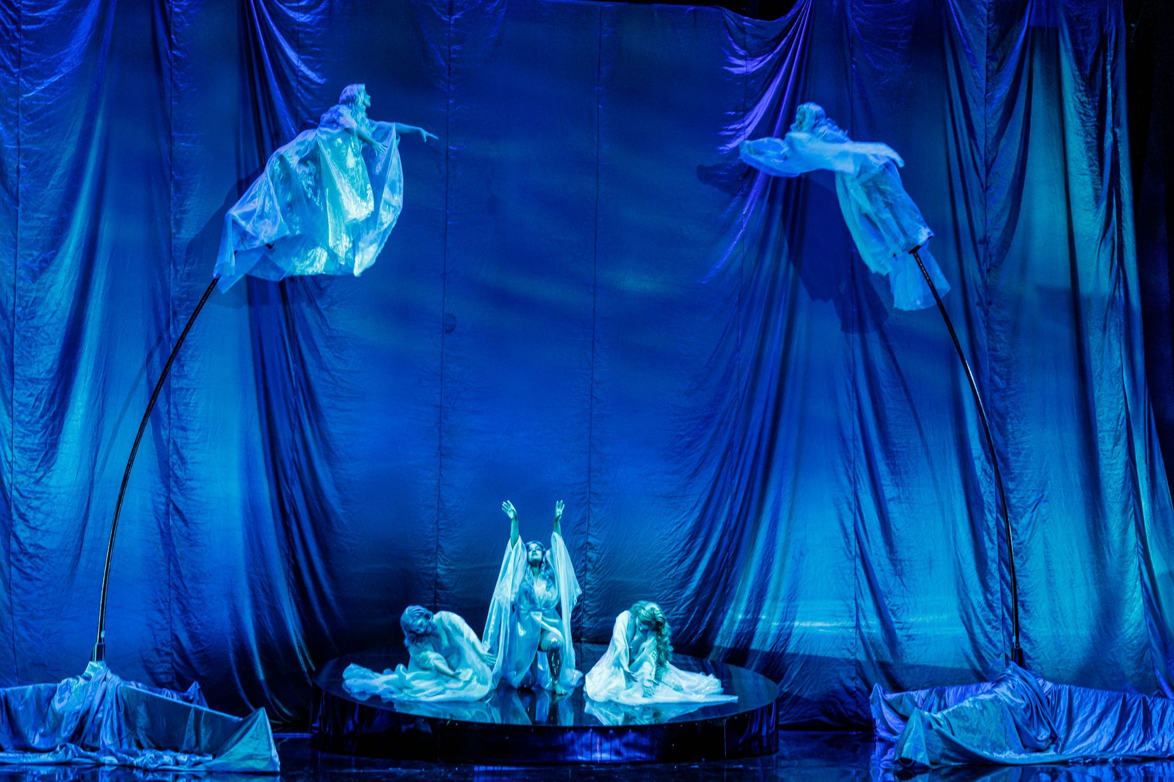 Rebecca Rashleigh (Woglinde), Naomi Flatman (Wellgunde) and Karen Van Spall (Flosshilde) &copy; Robin Halls