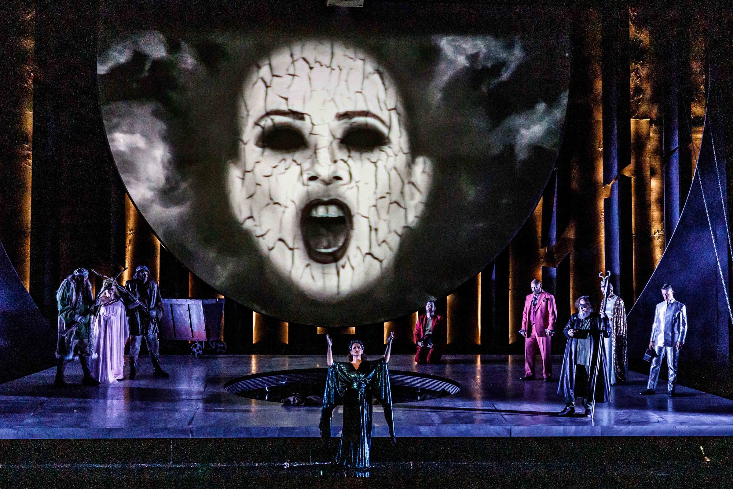 Deborah Humble (Erda) and the gods &copy; Robin Halls
