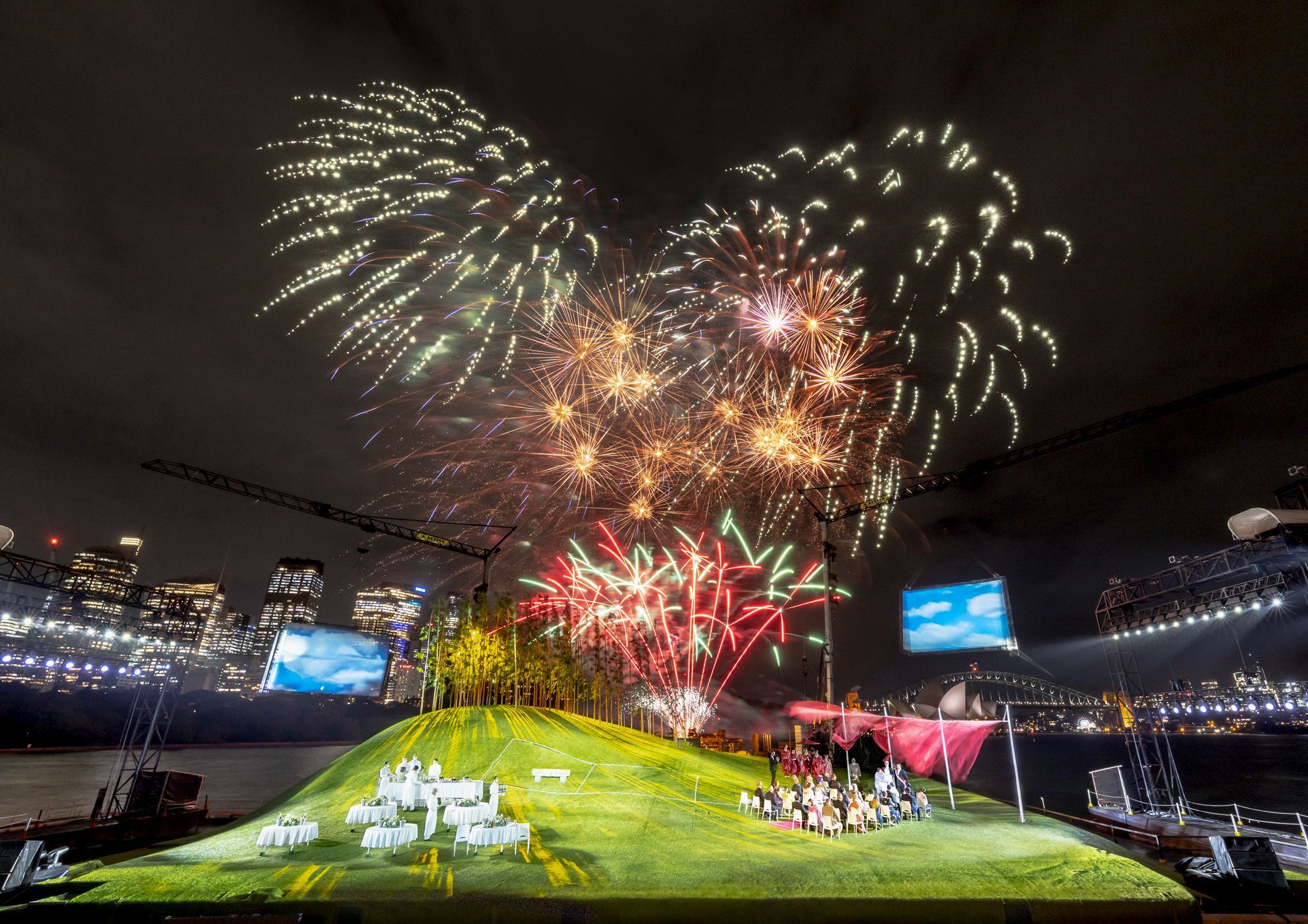The cast of Opera Australia's 2023 production of <i>Madama Butterfly</i> on Sydney Harbour &copy; Keith Saunders