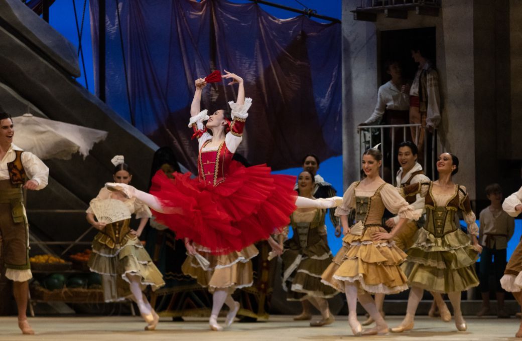 Ako Kondo as Kitri in <i>Don Quixote</i> &copy; Rainee Lantry