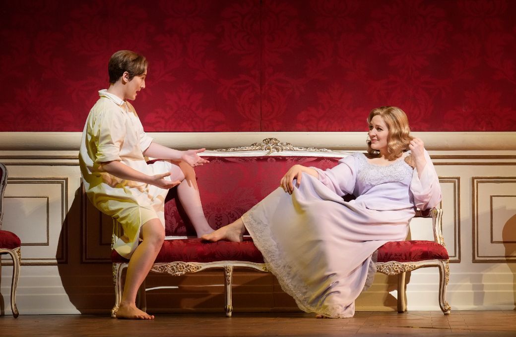 Samantha Hankey (Octavian) and Lise Davidsen (Marschallin) &copy; Ken Howard | Met Opera