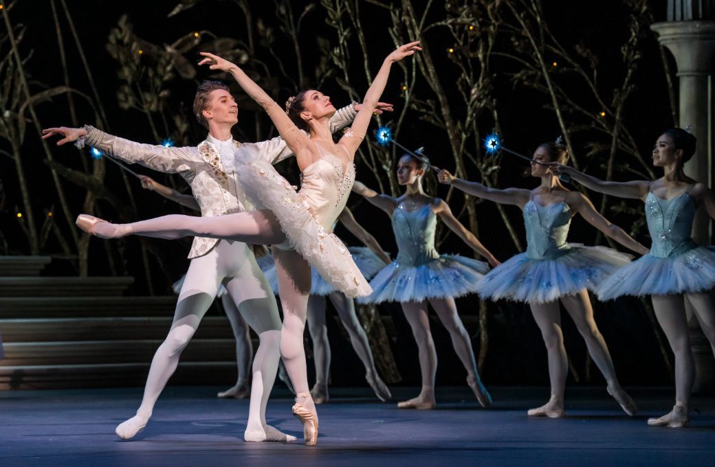 Vadim Muntagirov as The Prince and Marianela Nu&ntilde;ez as Cinderella in <i>Cinderella</i> &copy; ROH | Tristram Kenton