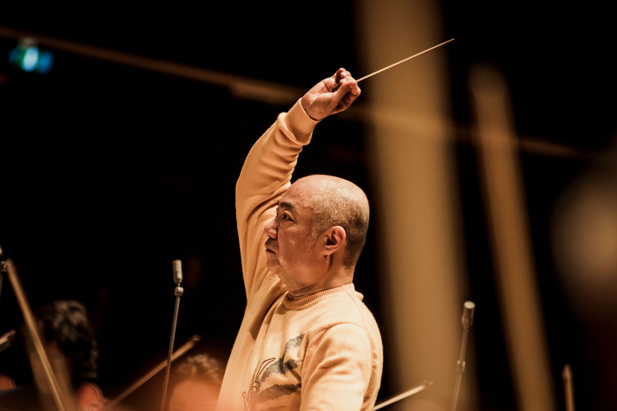 Xu Zhong en répétition avec l'Orchestre de Paris &copy; Mathias Benguigui