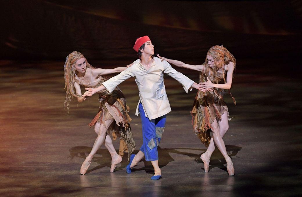 Sir David Bintley and Carl Davis’ <i>Aladdin</i> at NNTT © Takashi Shikama