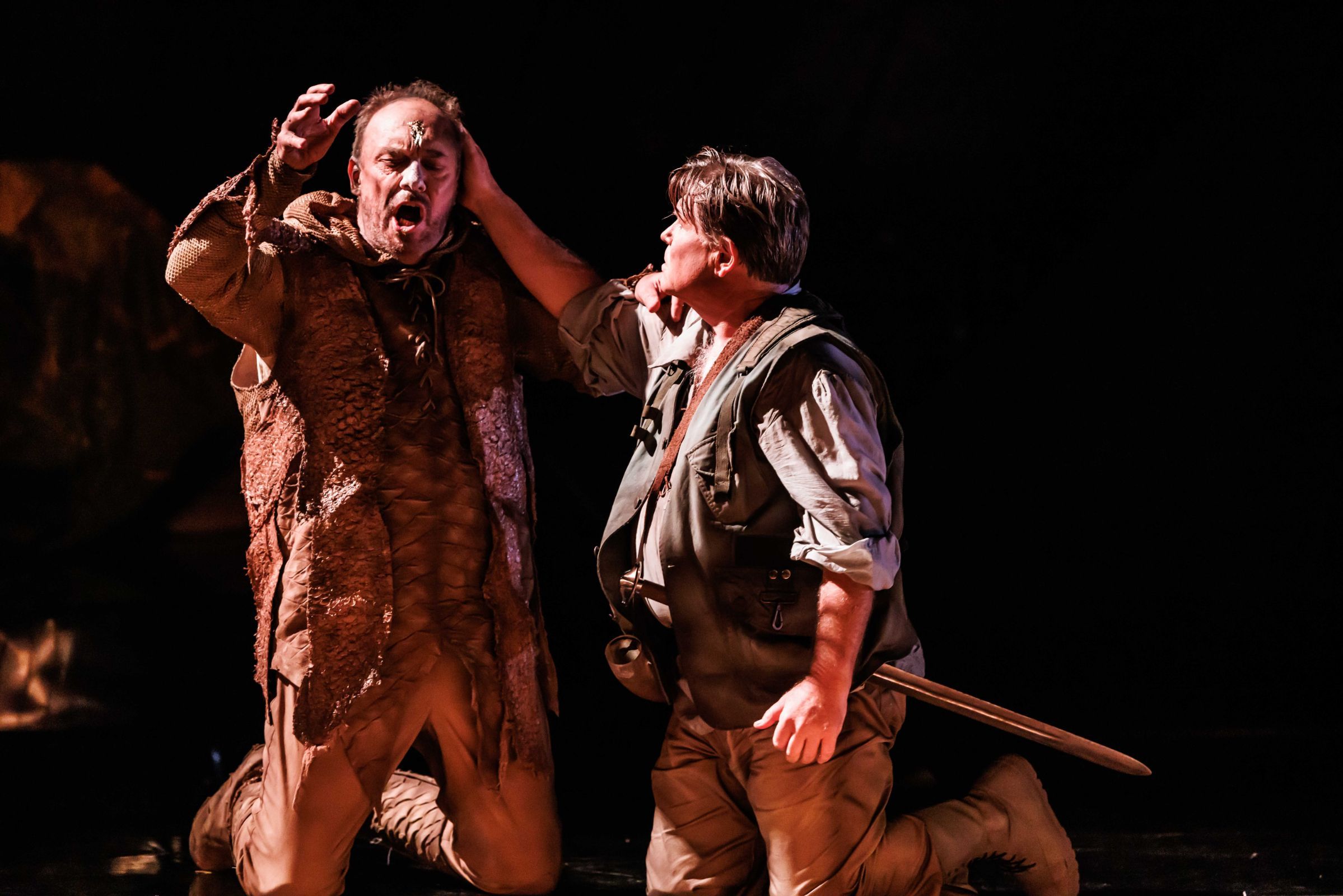 Steven Gallop (Fafner) and Bradley Daley (Siegfried) &copy; Robin Halls