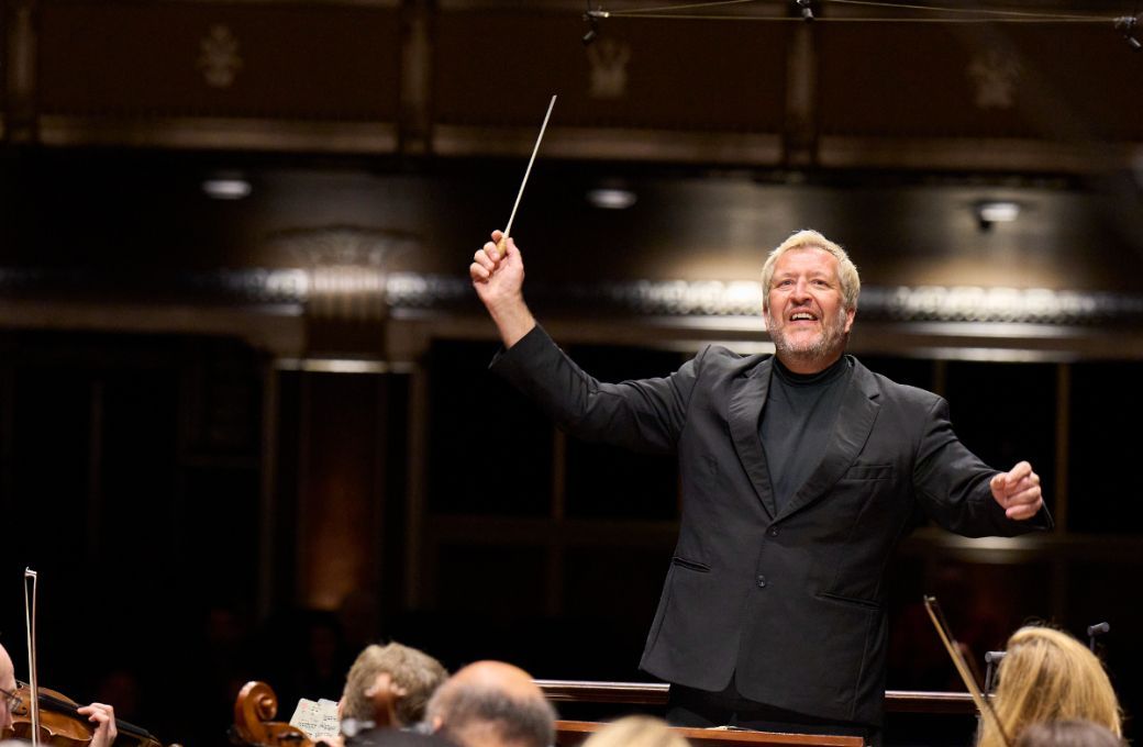 Thomas Ad&egrave;s &copy; Roger Mastroianni, courtesy of The Cleveland Orchestra