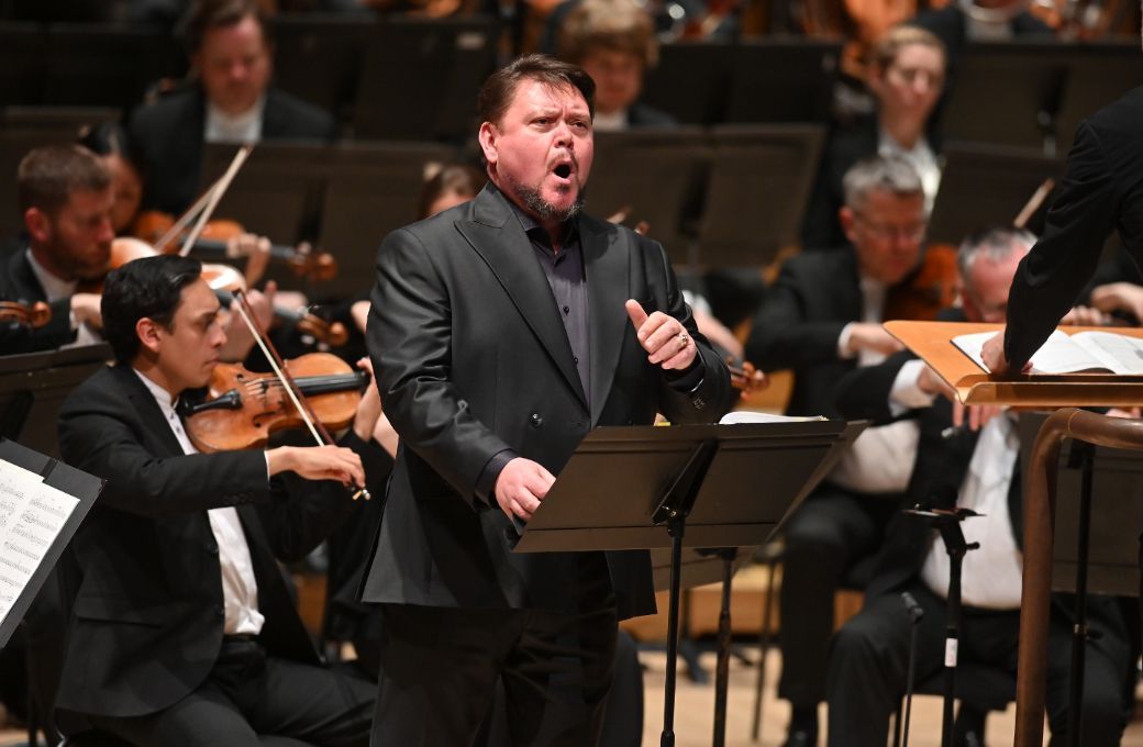 Vitalij Kowaljow and the London Symphony Orchestra &copy; LSO | Mark Allan