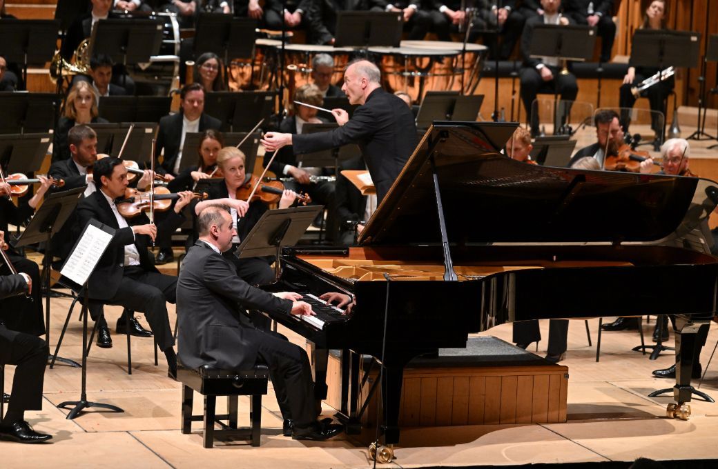 Simon Trpčeski, Gianandrea Noseda and the London Symphony Orchestra &copy; LSO | Mark Allan