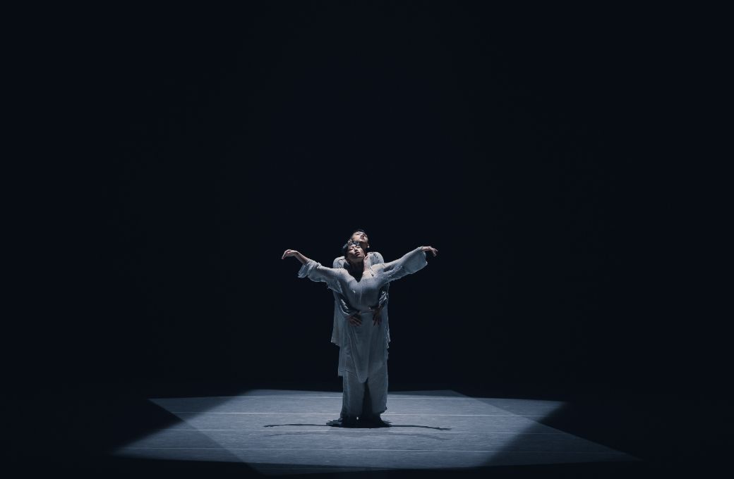 <i>From IN</i> de Xie Xin &copy; HU Yifan