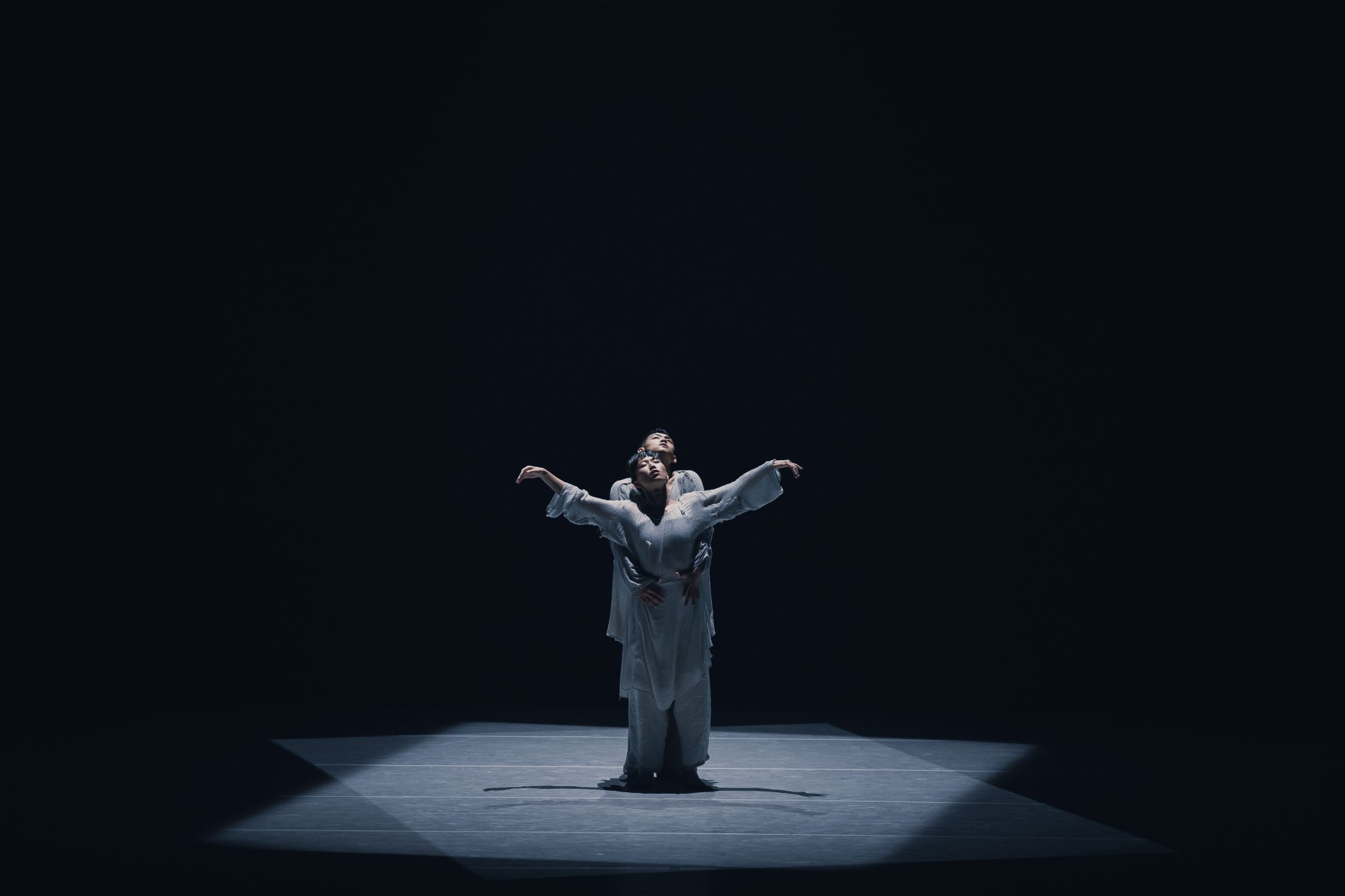 <i>From IN</i> de Xie Xin © HU Yifan
