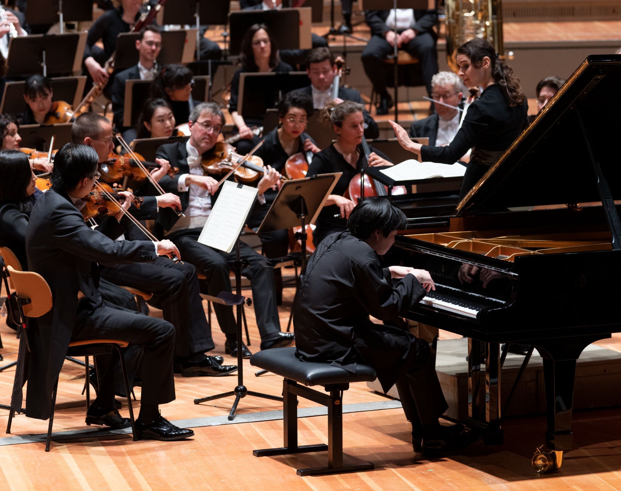 Mao Fujita und Oksana Lyniv mit dem DSO Berlin &copy; Kai Bienert