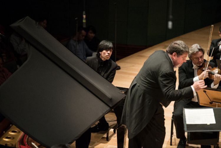 Tengku Irfan performs with Singapore Symphony © Jack Yam | Singapore Symphony Orchestra