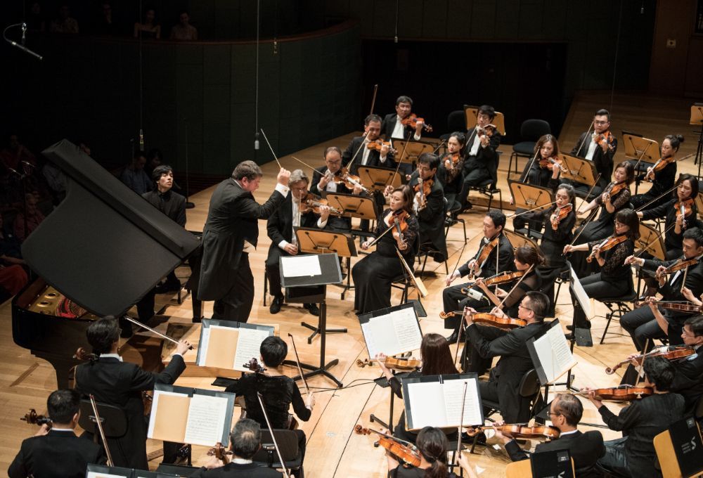 Tengku Irfan performs with Singapore Symphony © Jack Yam | Singapore Symphony Orchestra