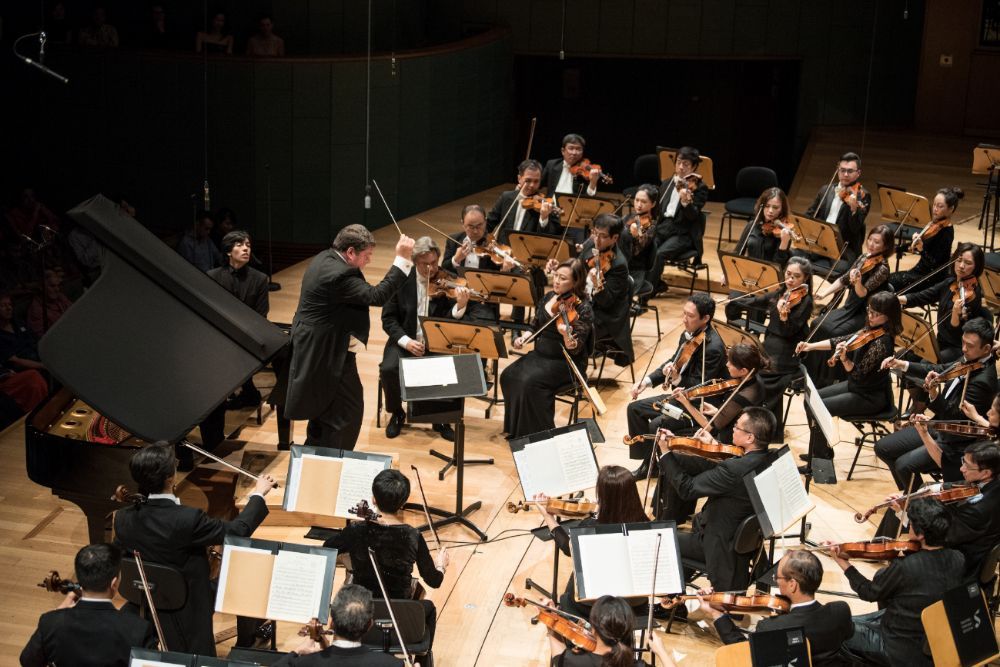 Tengku Irfan performs with Singapore Symphony © Jack Yam | Singapore Symphony Orchestra