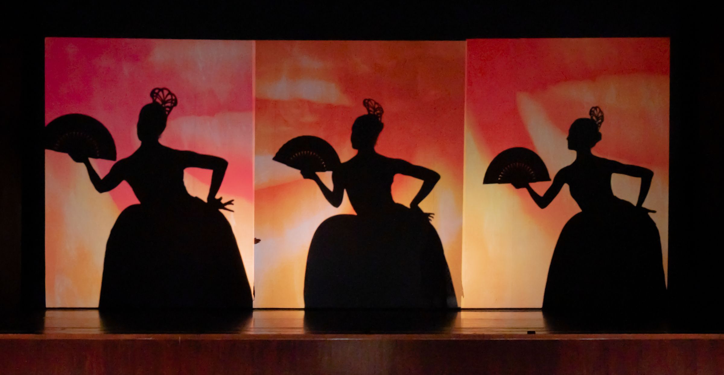 Opera Wrocławska Ballet in <i>Boléro</i> &copy; Bartłomiej Dębicki/FRU Media