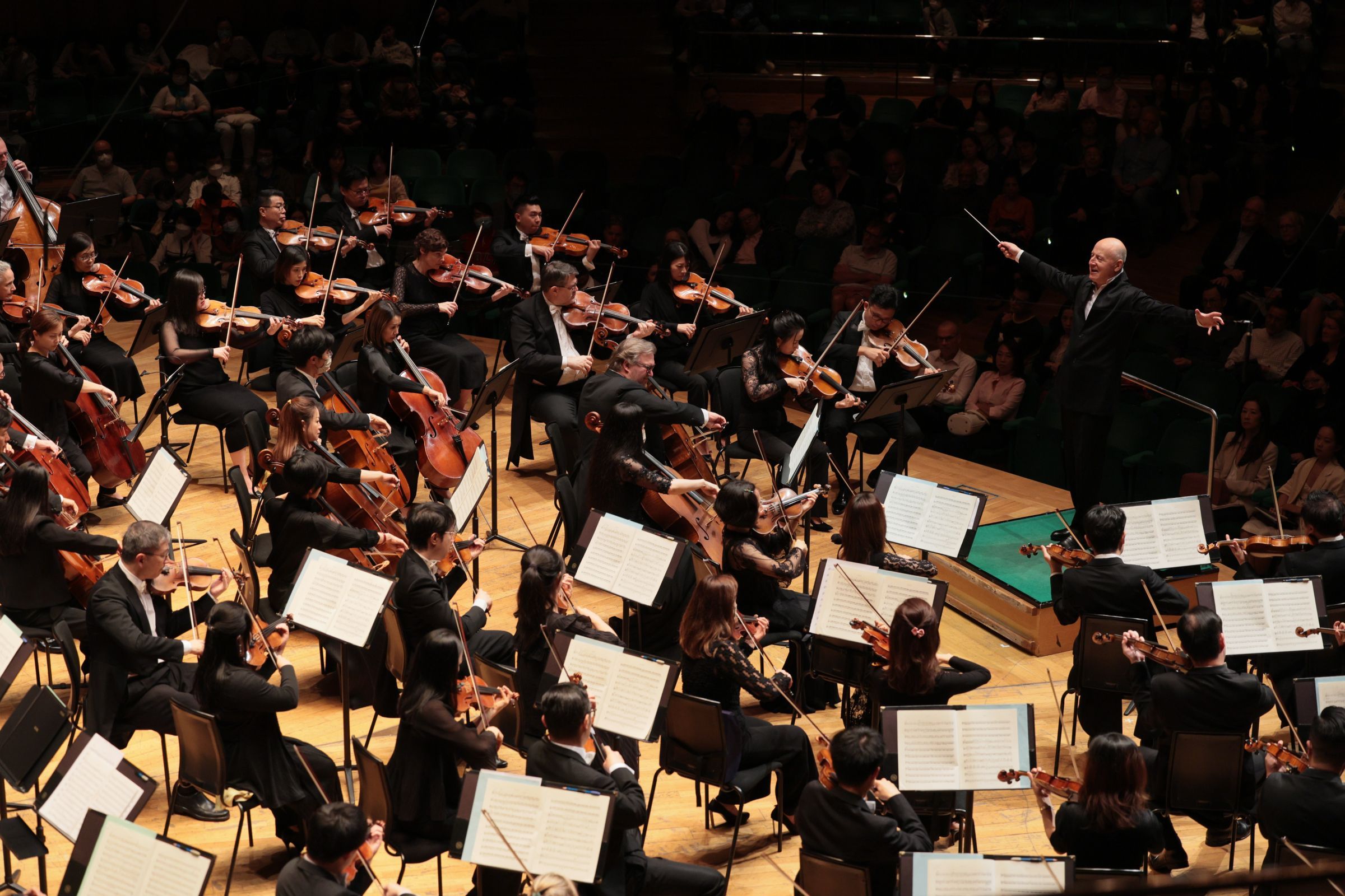 Paavo Järvi and the HK Phil © Keith Hiro | HK Phil