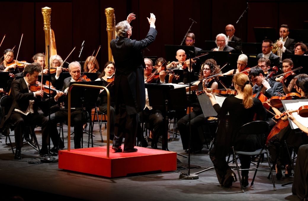 Fabio Luisi conducts the Orchestra Sinfonica Nazionale della Rai © Caroline Doutre
