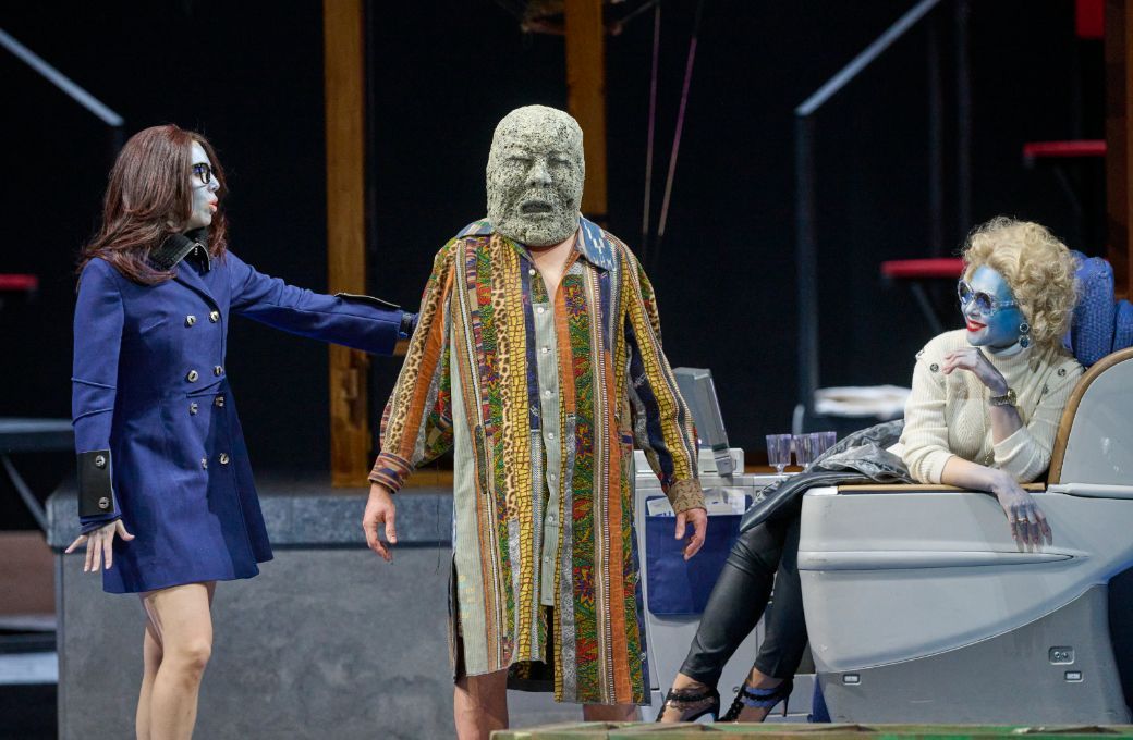Isabel Signoret (Minerva), Georg Nigl (Ulisse) und Anna Bondarenko (Giunone) &copy; Wiener Staatsoper | Michael P&ouml;hn