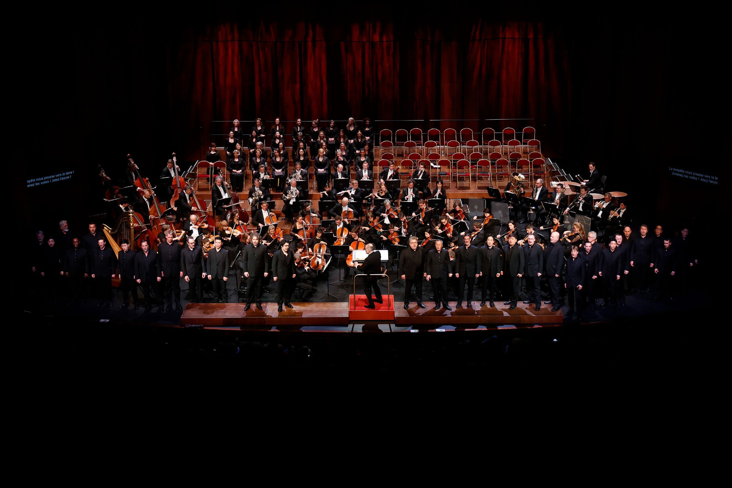Chor der Oper Köln and the Gürzenich Orchester © Caroline Doutre