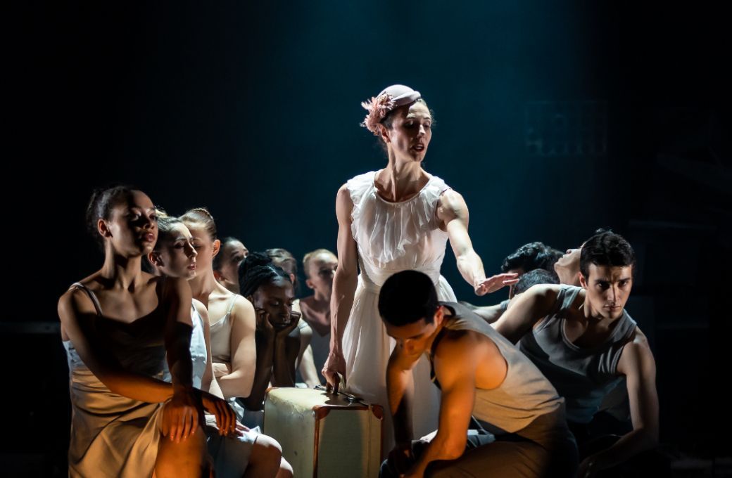 Marge Hendrick with Scottish Ballet in <i>A Streetcar Named Desire</i> &copy; Andy Ross