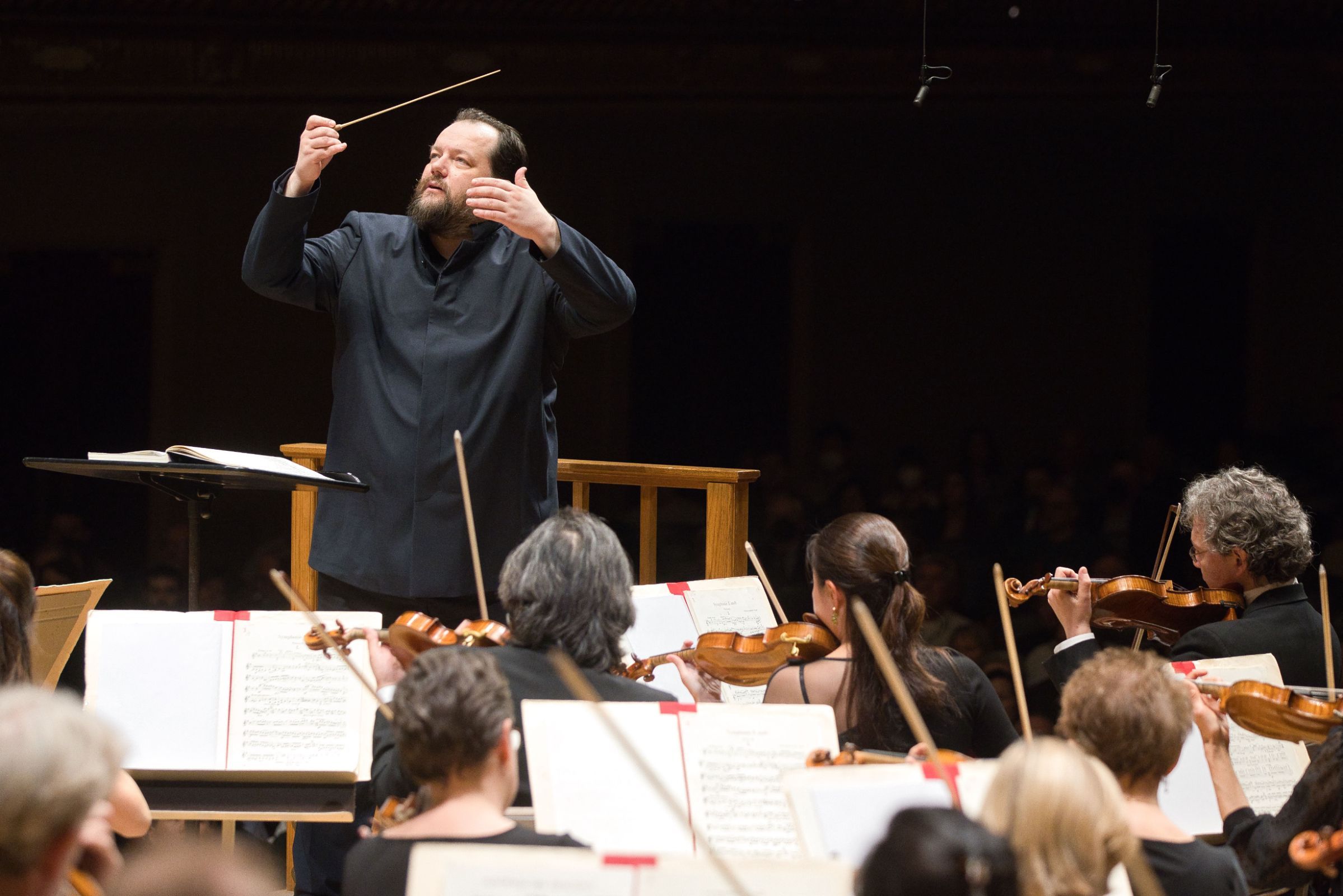 Andris Nelsons conducts the Boston Symphony © Hilary Scott