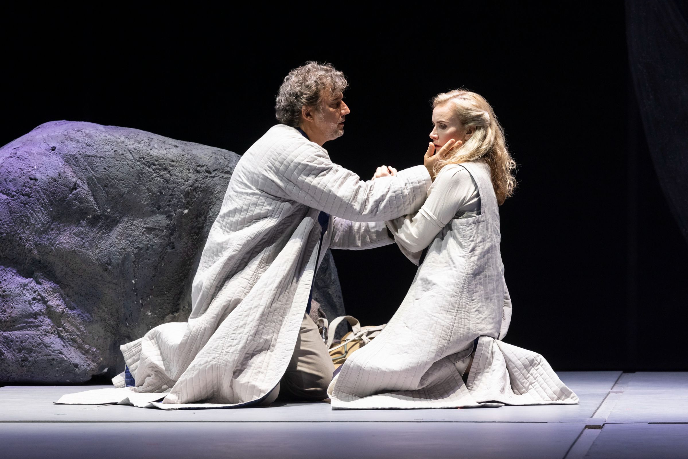 Jonas Kaufmann (Siegmund) and Vida Miknevičiūtė (Sieglinde) © Luciano Romano