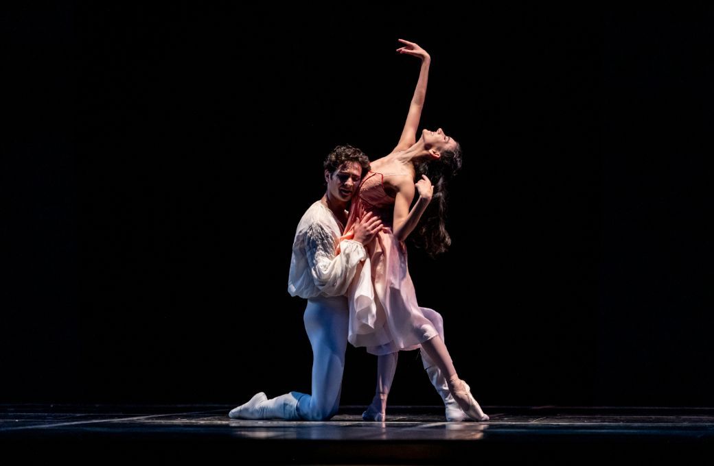 Angelo Greco as Romeo and Jasmine Jimison as Juliet in Helgi Tomasson's <i>Romeo &amp; Juliet</i> &copy; Lindsay Thomas