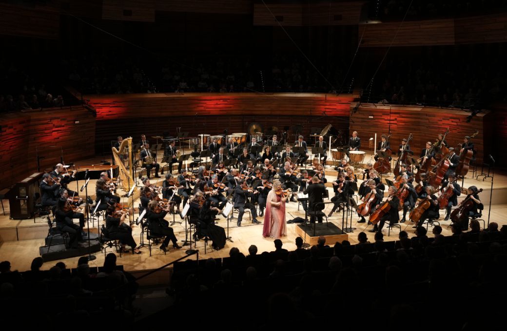 Hilary Hahn, Mikko Franck et l'Orchestre Philharmonique de Radio France &copy; Christophe Abramowitz