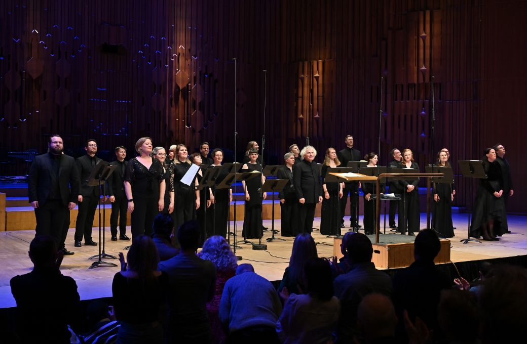 Sir Simon Rattle and the BBC Singers © LSO | Mark Allan