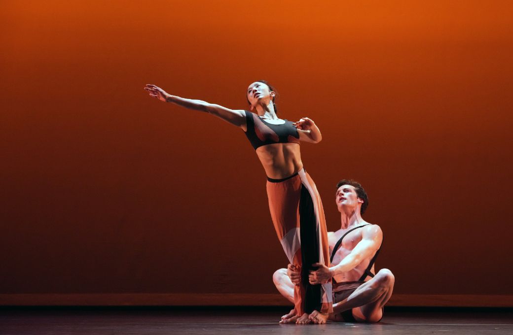 Jacob Larsen and So Young An in Martha Graham's <i>Dark Meadow Suite</i> © Brian Pollock