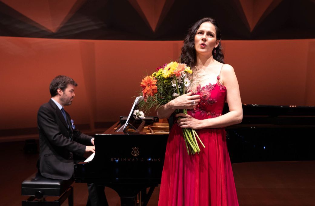 Martin Surot (piano) y Mélody Louledjian (soprano) &copy; Miguel Barreto | Auditorio de Tenerife