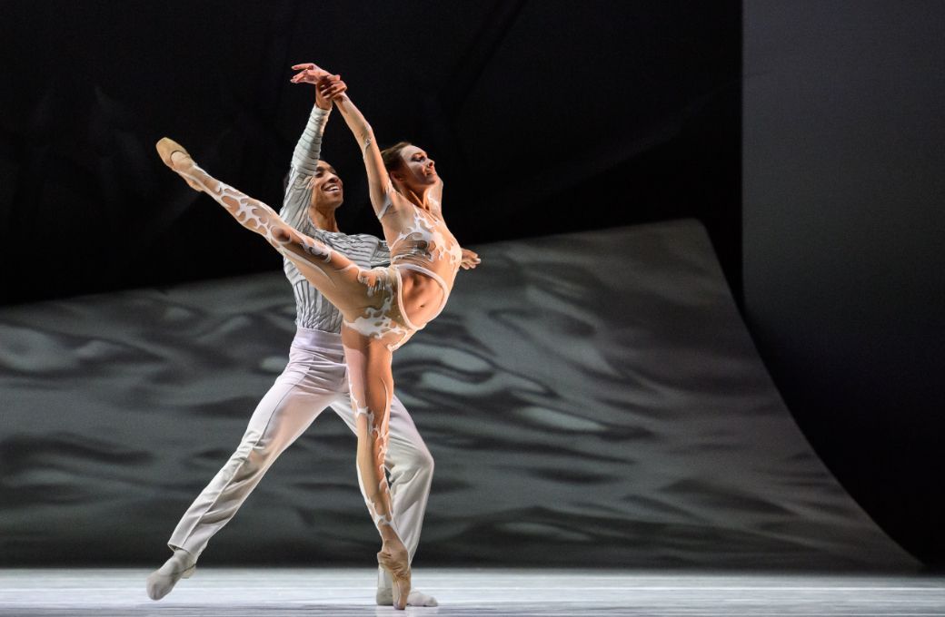 Olga Smirnova as La Belle and Alexis Oliveira as the Prince in Jean-Christophe Maillot's <i>La Belle</i> &copy; Alice Blangero
