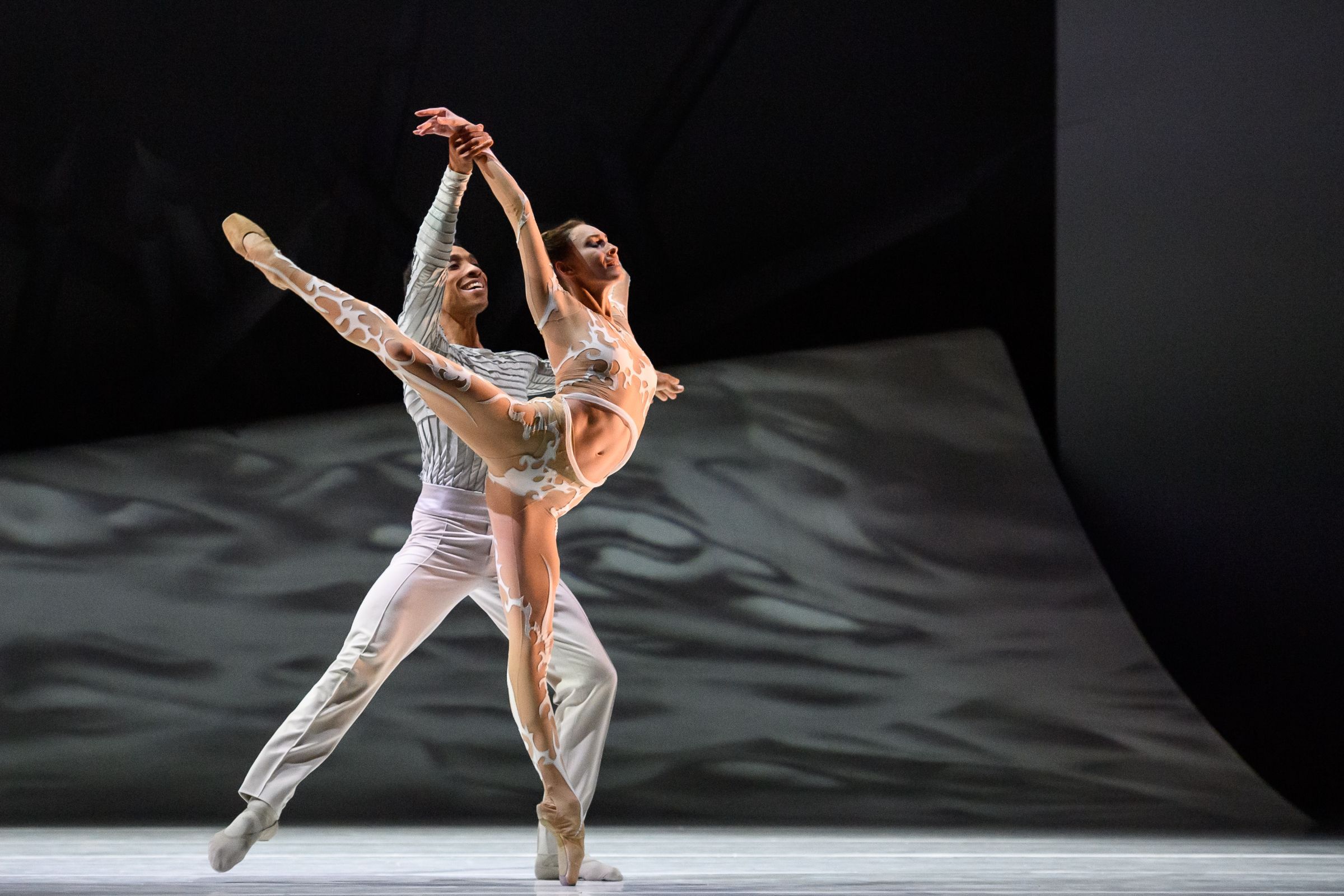 Olga Smirnova as La Belle and Alexis Oliveira as the Prince in Jean-Christophe Maillot's <i>La Belle</i> &copy; Alice Blangero