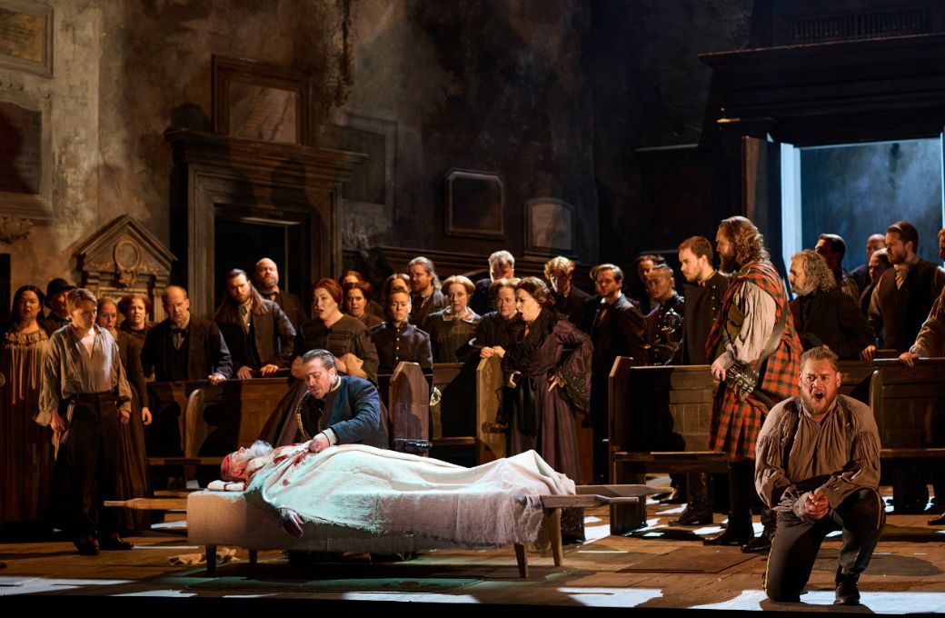 Macbeth, Act 1 © Michael Cooper